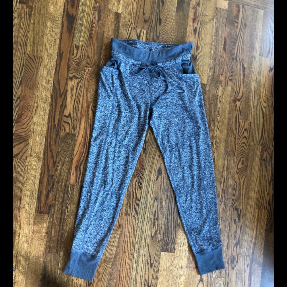 ZELLA ~ cargo JOGGERS SWEATPANTS ~ M